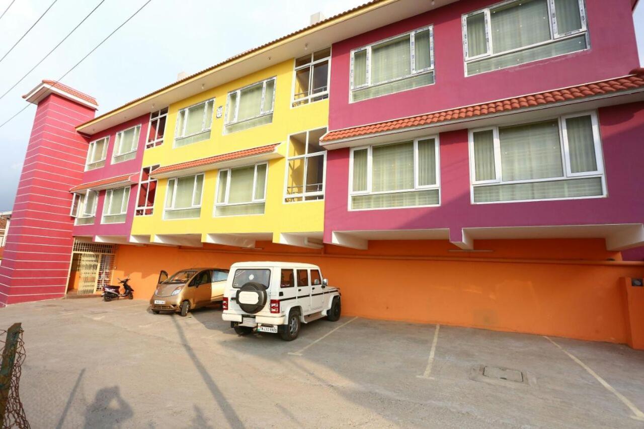 Mmr Holiday Inn อูตี ภายนอก รูปภาพ